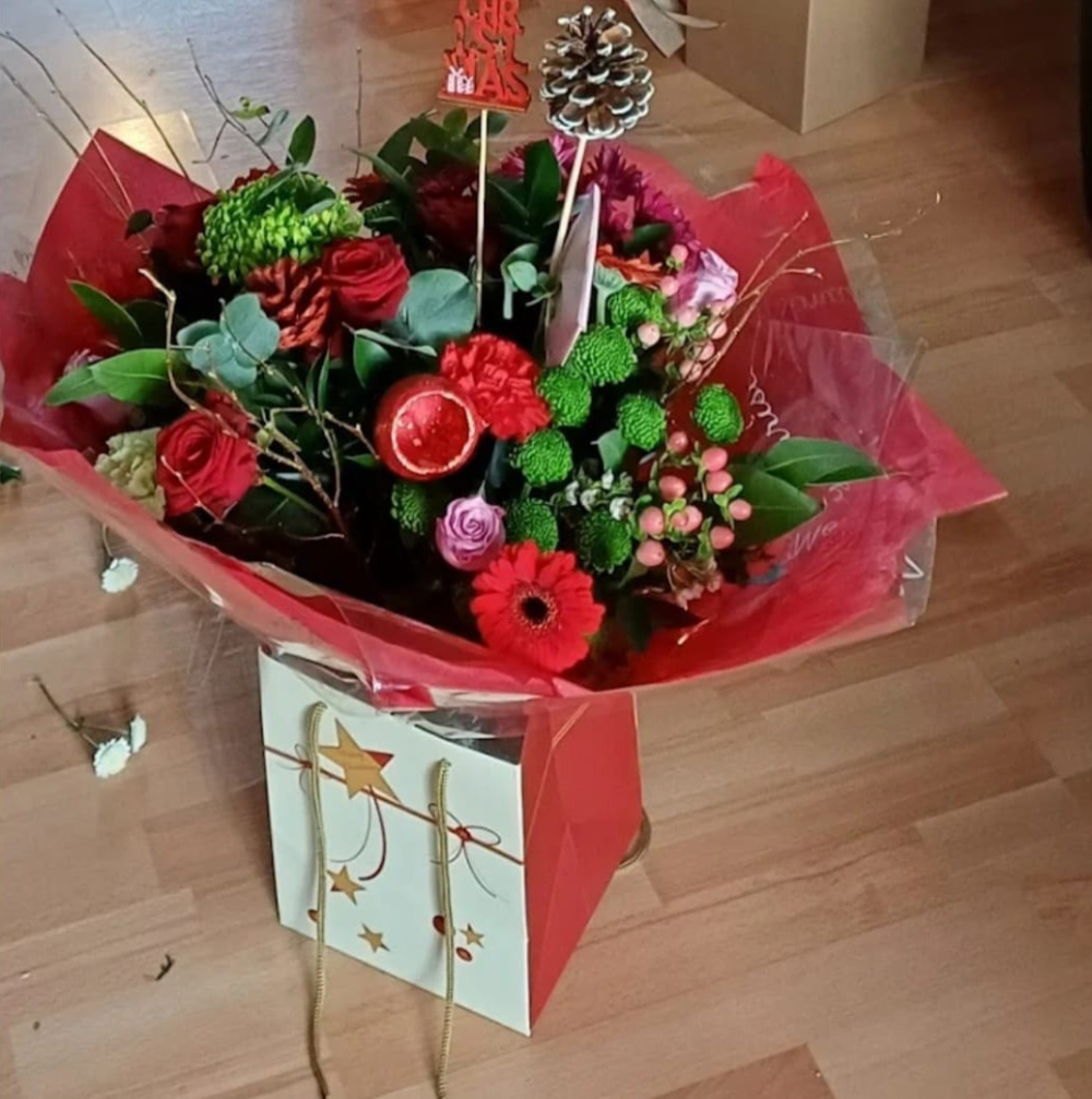 Christmas Cheer Bouquet