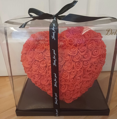 Forever Yours Foam Heart Red - An elegant red foam rose heart presented in a clear display box — a timeless, long-lasting gift to celebrate love and special moments.