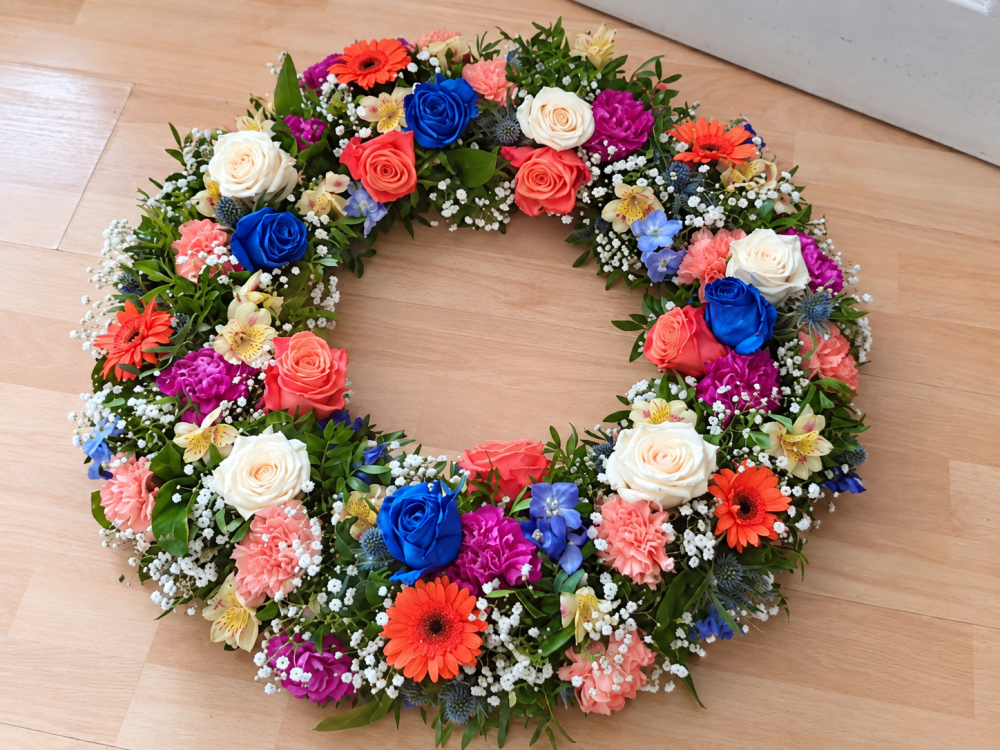 Mixed Colour Wreath